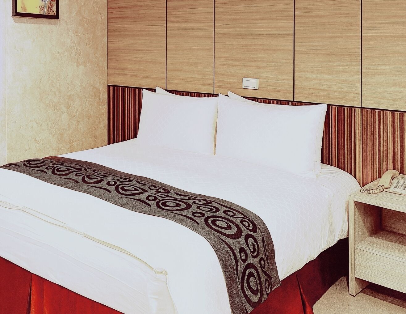 Escritorio, sistema de insonorización, wifi gratis y ropa de cama 