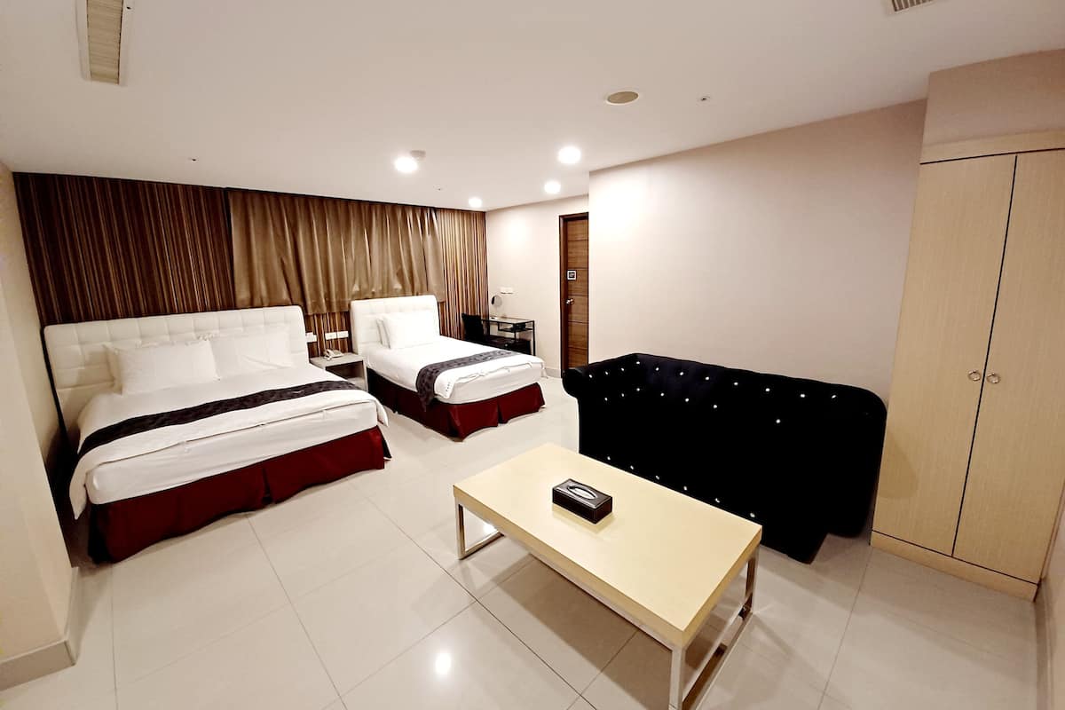 Comfort Triple Room