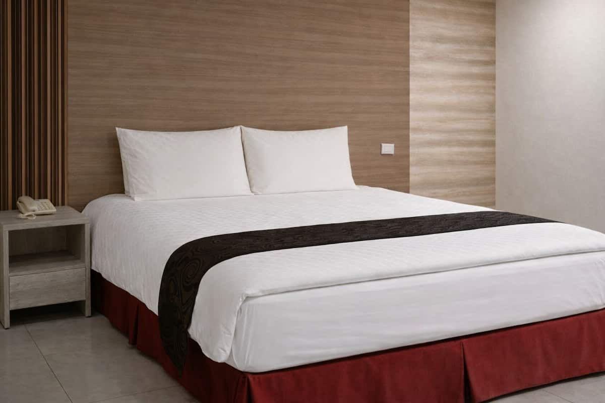 標準雙人房 | 書桌、隔音、免費無線上網、床單