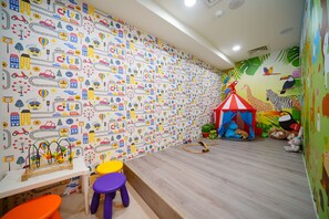 Game room - Sayo Hotel (Kaohsiung)