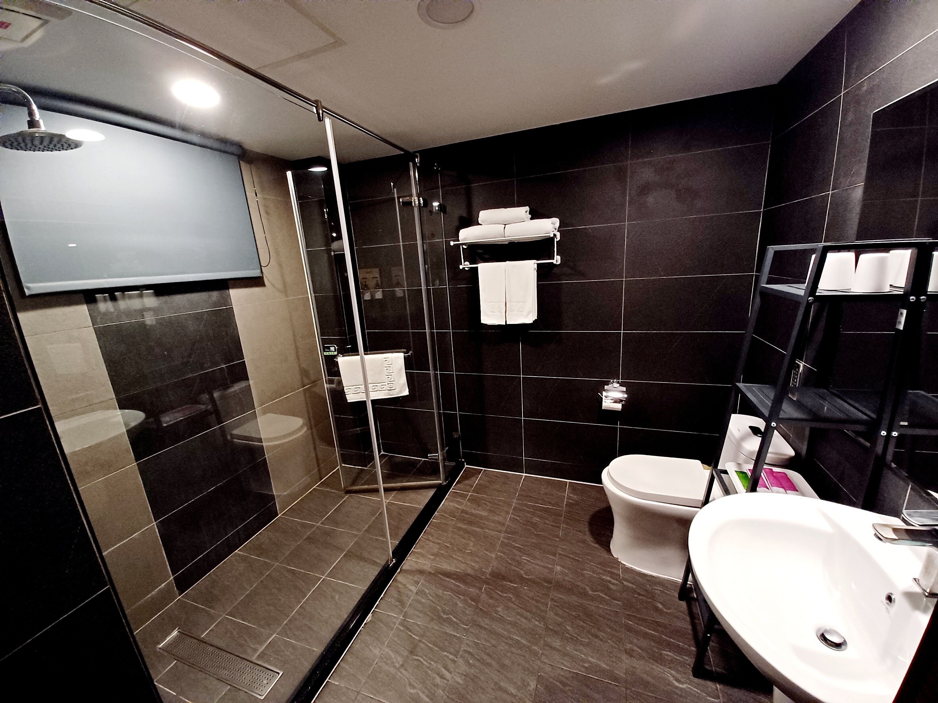comfort triple room | bathroom | separate bathtub and shower, hair dryer, slippers, towels