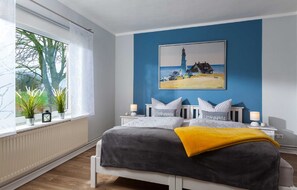 3 Schlafzimmer, Reisekinderbett, WLAN