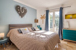 4 soverom, wi-fi (inkludert) og sengetøy