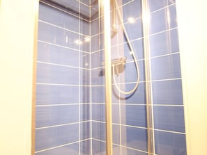 Bathroom - Charming 19th-Century Farmhouse near Loire Gorges, Cozy Interior, Baby Equipment, Optional Services (Aurec-sur-Loire)