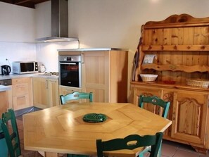 Frigorífico, microondas y lavavajillas