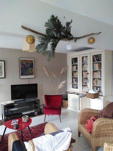 Bel appartement au centre ville. Spacieux, clair, . 