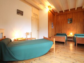 4 bedrooms