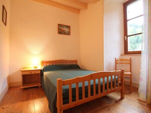 4 bedrooms