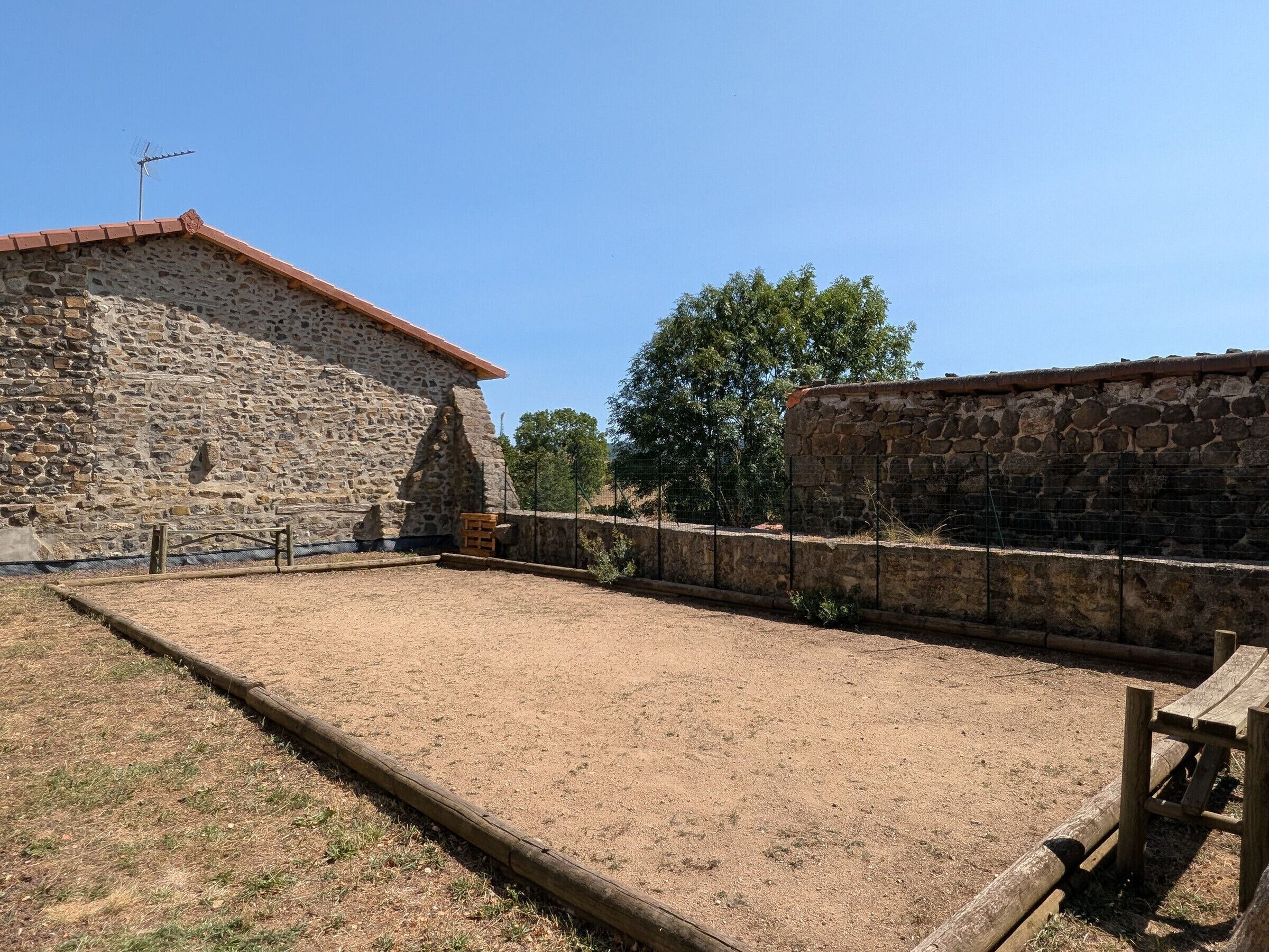 Enceinte de l’hébergement