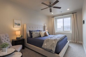 5 Schlafzimmer, Bügeleisen/Bügelbrett, WLAN, Bettwäsche