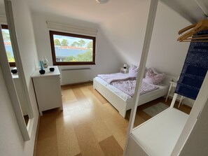 3 bedrooms, iron/ironing board, travel cot, free WiFi - Vacation home Petzold with garden and fireplace, quiet location (Wunstorf)