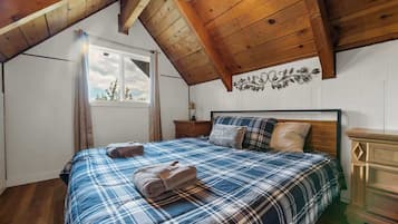 3 habitaciones, tabla de planchar con plancha, cuna de viaje y wifi