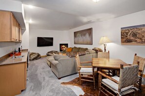 Duplex - 4 sovrum | Vardagsrum | Smart-tv