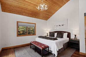 Duplex, 4 Bedrooms