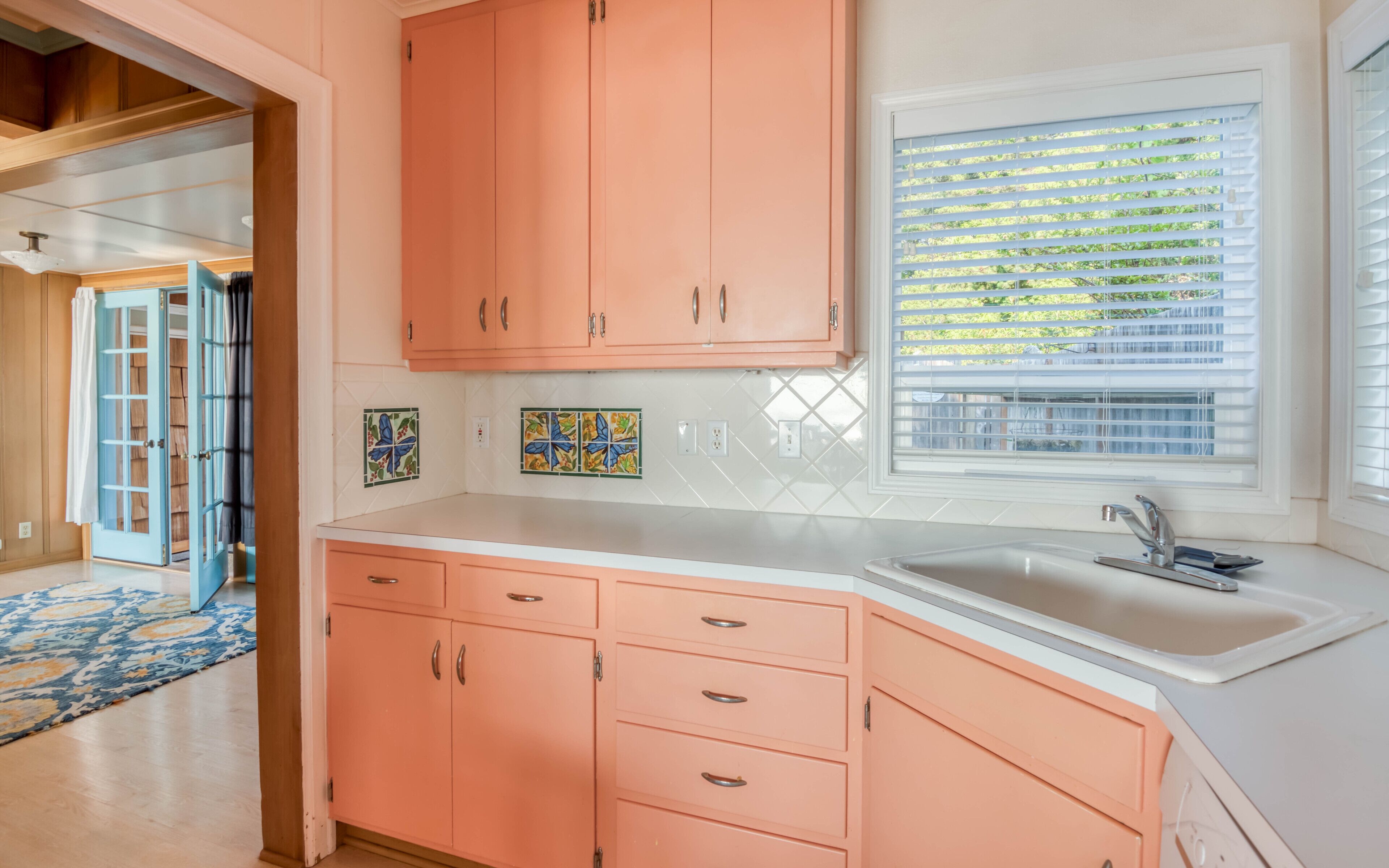 Entire Upper Level of this Oceanfront home with views, hot tub and beach access