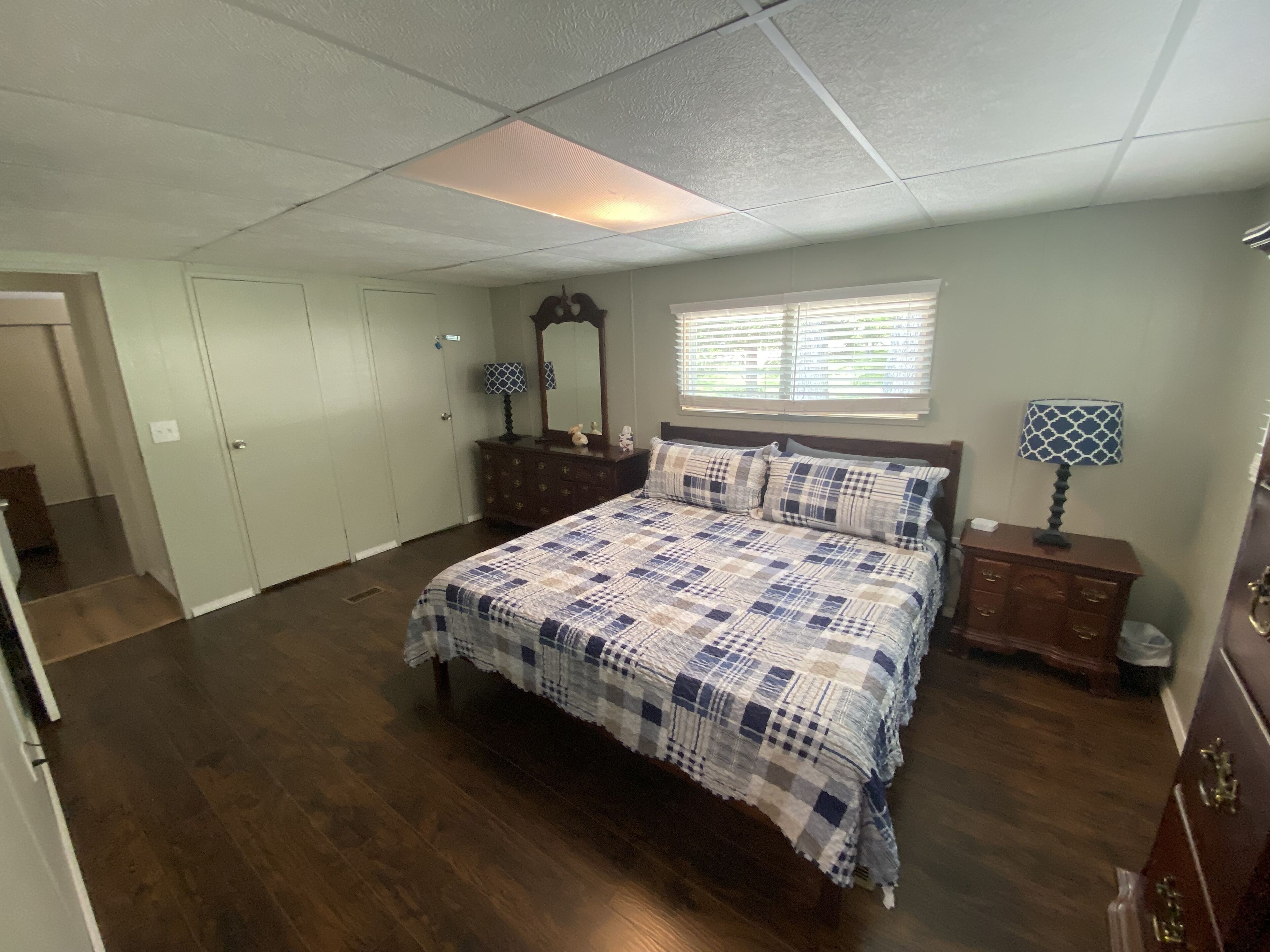 Paddle Board Paradise w/ 40 acres of private hiking trails at Lake of the Ozarks