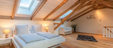 2 habitaciones, wifi gratis y ropa de cama