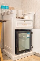 舒适双人房 (AJ Residence 4) | 迷你吧