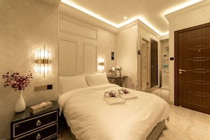 Habitación City, 1 cama doble (AJ Residence 1) | Ropa de cama de alta calidad, colchones Select Comfort, caja fuerte