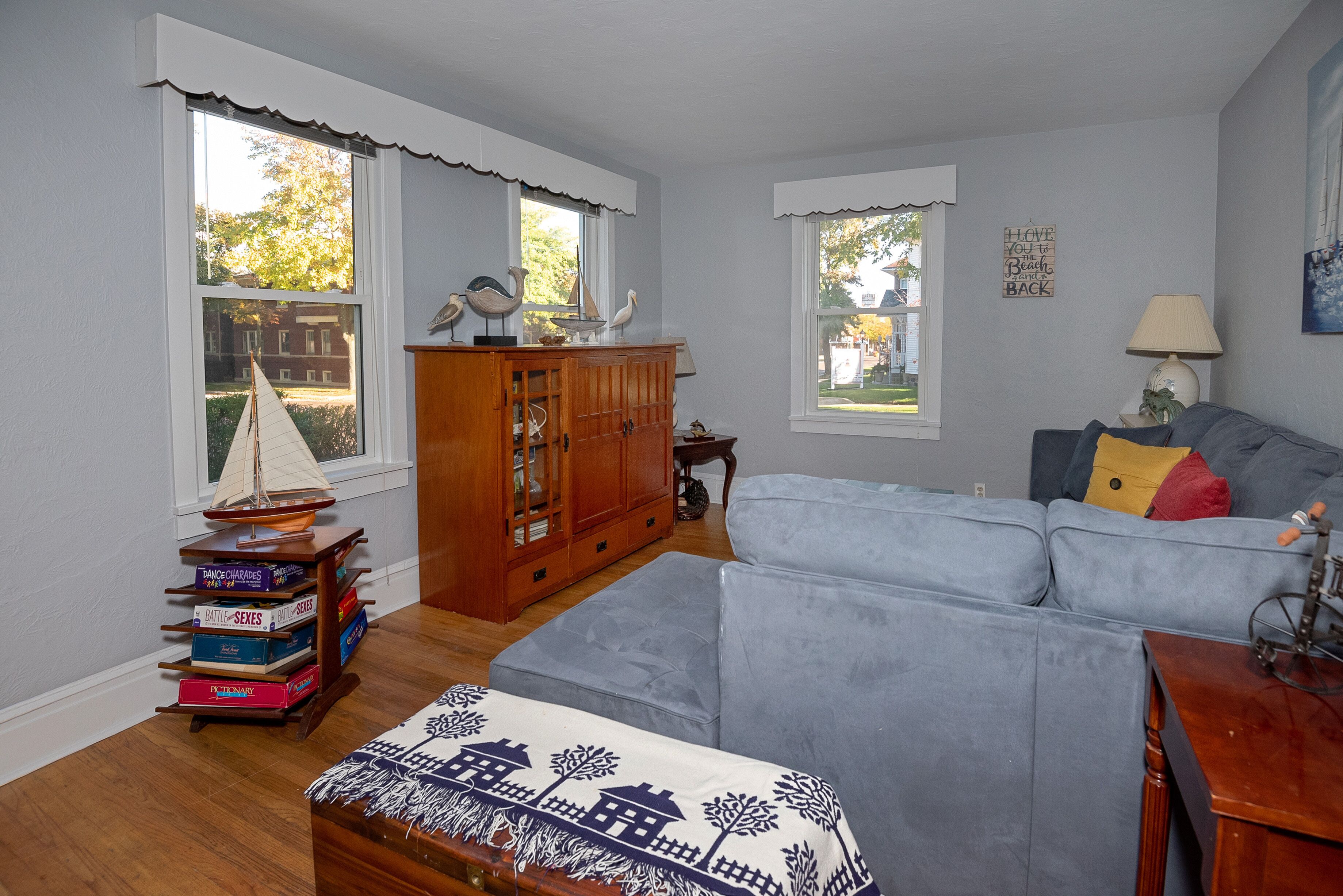 Historic Silver Beach house - 1 block from downtown State St.