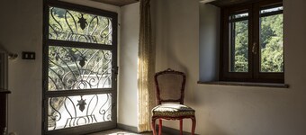 SALLEGROTTE - A Cozy Deep-in-the-Green Villa With Pool, Breathtaking View