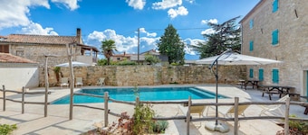 Lovely apartment in Zminj with swimming pool
