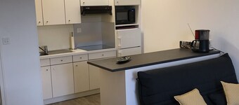 Modern T2, 300 m from the beach, free private parking