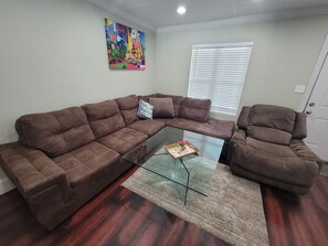 TV - Lovely Oasis with private swimming pool 3,6,8 f deep  (Gulf Breeze)