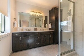 Bathtub, hair dryer, towels