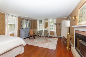 4 slaapkamers, een bureau, reisbedje, wifi