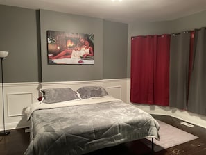 3 habitaciones, tabla de planchar con plancha, wifi y ropa de cama