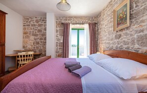 4 Schlafzimmer, Bügeleisen/Bügelbrett, Reisekinderbett, kostenloses WLAN