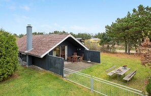 Outdoor dining - 3 bedroom stunning home in Skjern (Skjern)