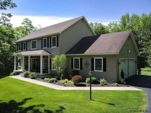 Lake George Hideaway II