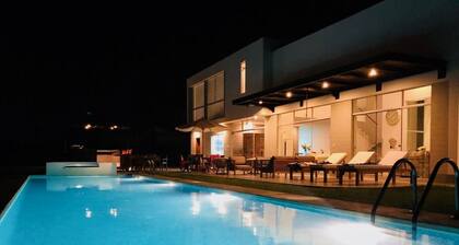 Playa Campo Ecological House of 5,500 m2 for 20 people