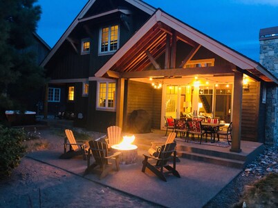 EV Charger! HOT TUB! Perfect family getaway in the ❤️ of Suncadia!