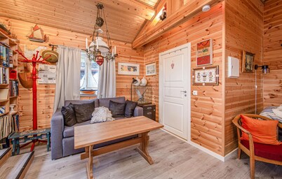 2 bedroom cozy home in øydegard