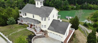 Douglas Lake Waterfront Estate