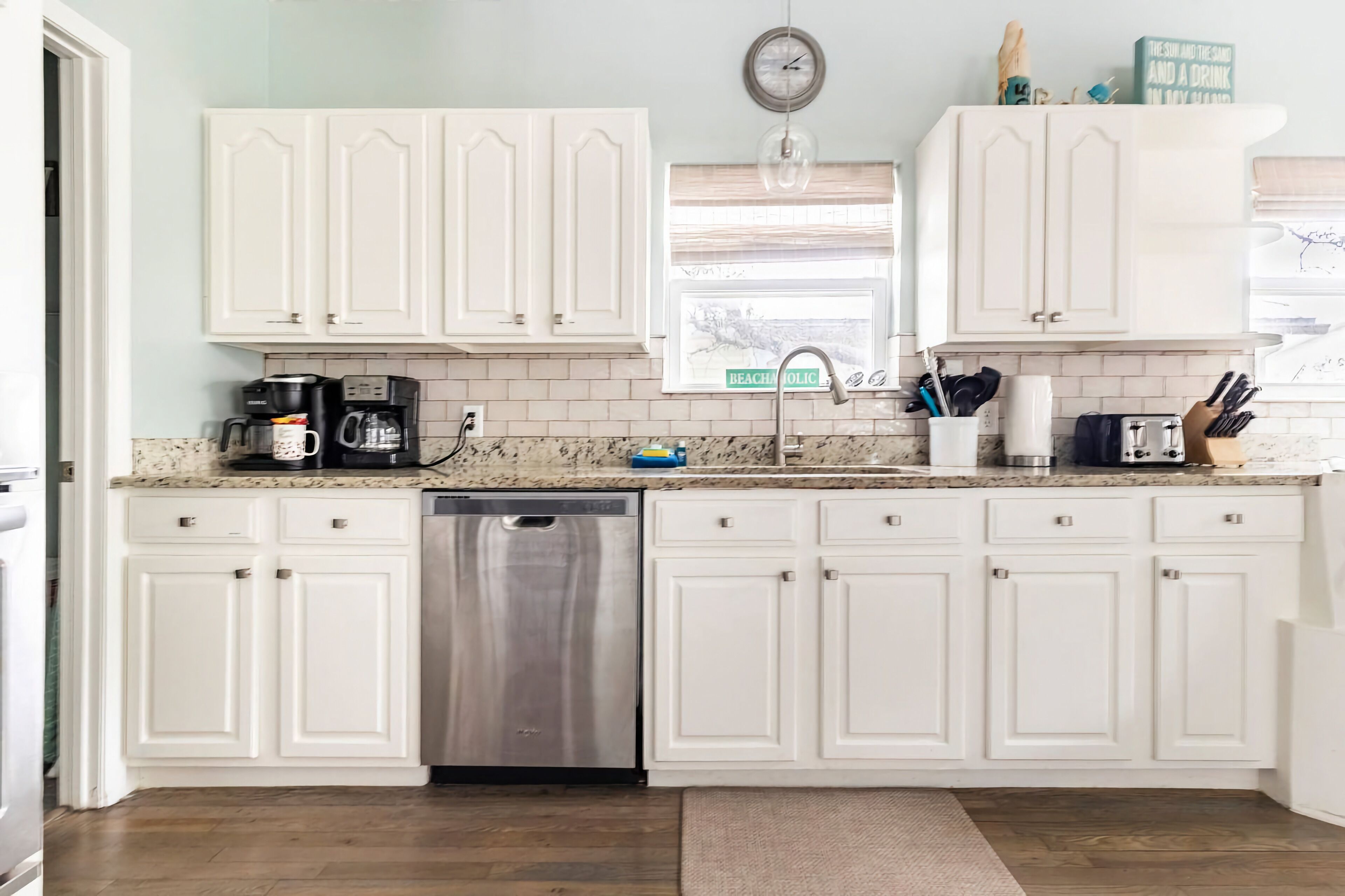 Lovely 4 bed/3 bath- A short walk to the beach,  pool,  dining and entertainment