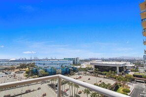 Property grounds - Ocean Views/Downtown/ConventionCenter/Chic Hi-Rise (Long Beach)