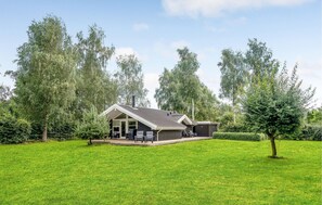 Exterior - 3 bedroom lovely home in Føllenslev (Føllenslev)
