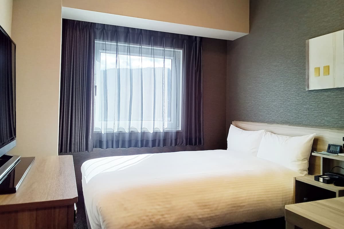 Small Double Room, Non Smoking