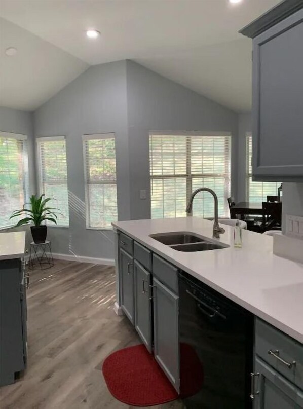 Fridge, microwave, oven, stovetop - Austin Home (Austin)