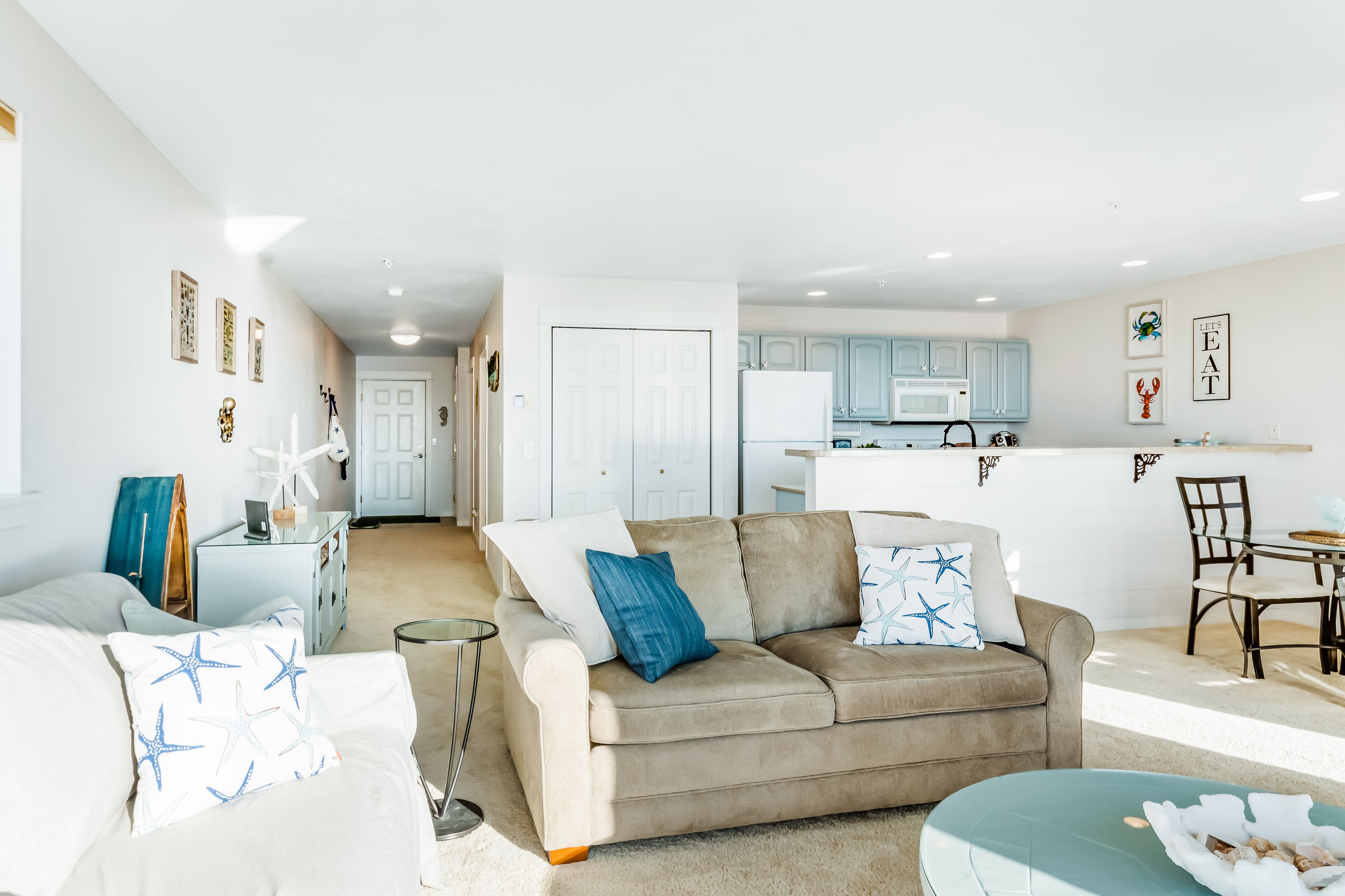 Oceanfront Oasis w/ Scenic Balcony, Beach Access, WiFi, Fireplace - 2 Dogs OK