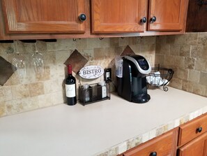 Fridge, microwave, oven, stovetop - Creekside Country Retreat, Spacious country living on 1 acre in the country. (Conroe)