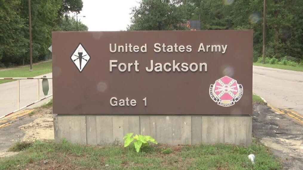 Placa para a Base do Exército dos Estados Unidos Fort Jackson, Portão 1.