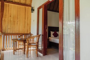 Kamar Deluks | Teras/patio