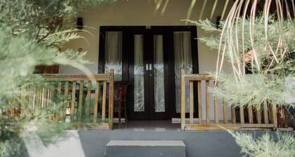 Temeling Jungle Inn