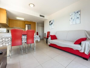 TV - Spectacular views of the Mediterranean Sea (Miami Platja)