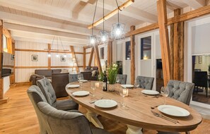 Dining - 4 bedroom awesome home in Langenhorn (Langenhorn)